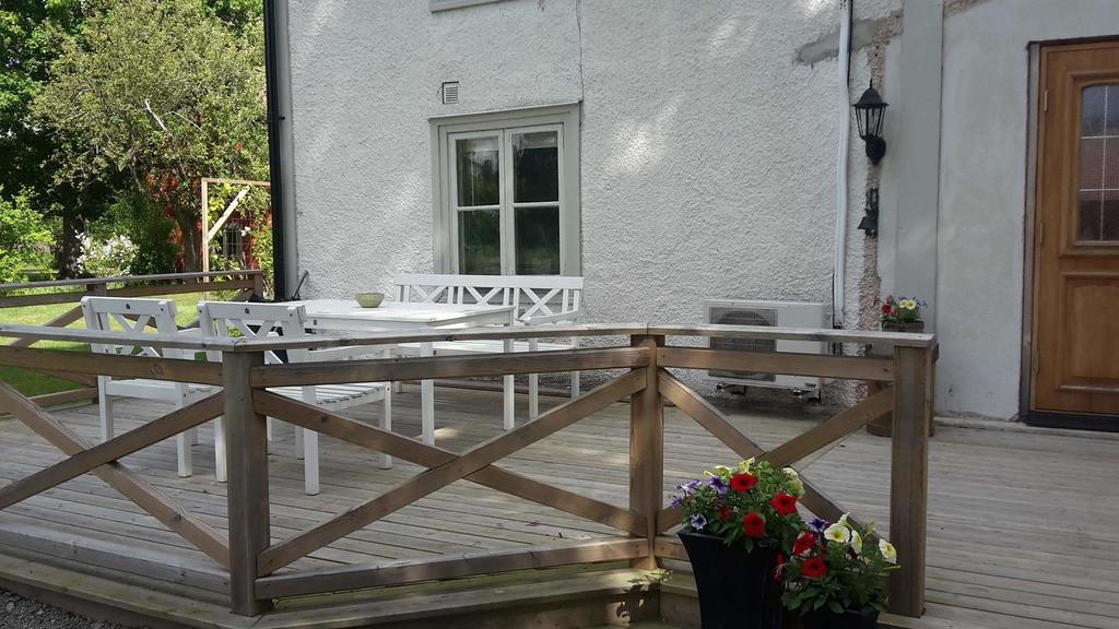 Bjaerkeryd Soedergard Bed & Stable Villa Kisa Exterior photo